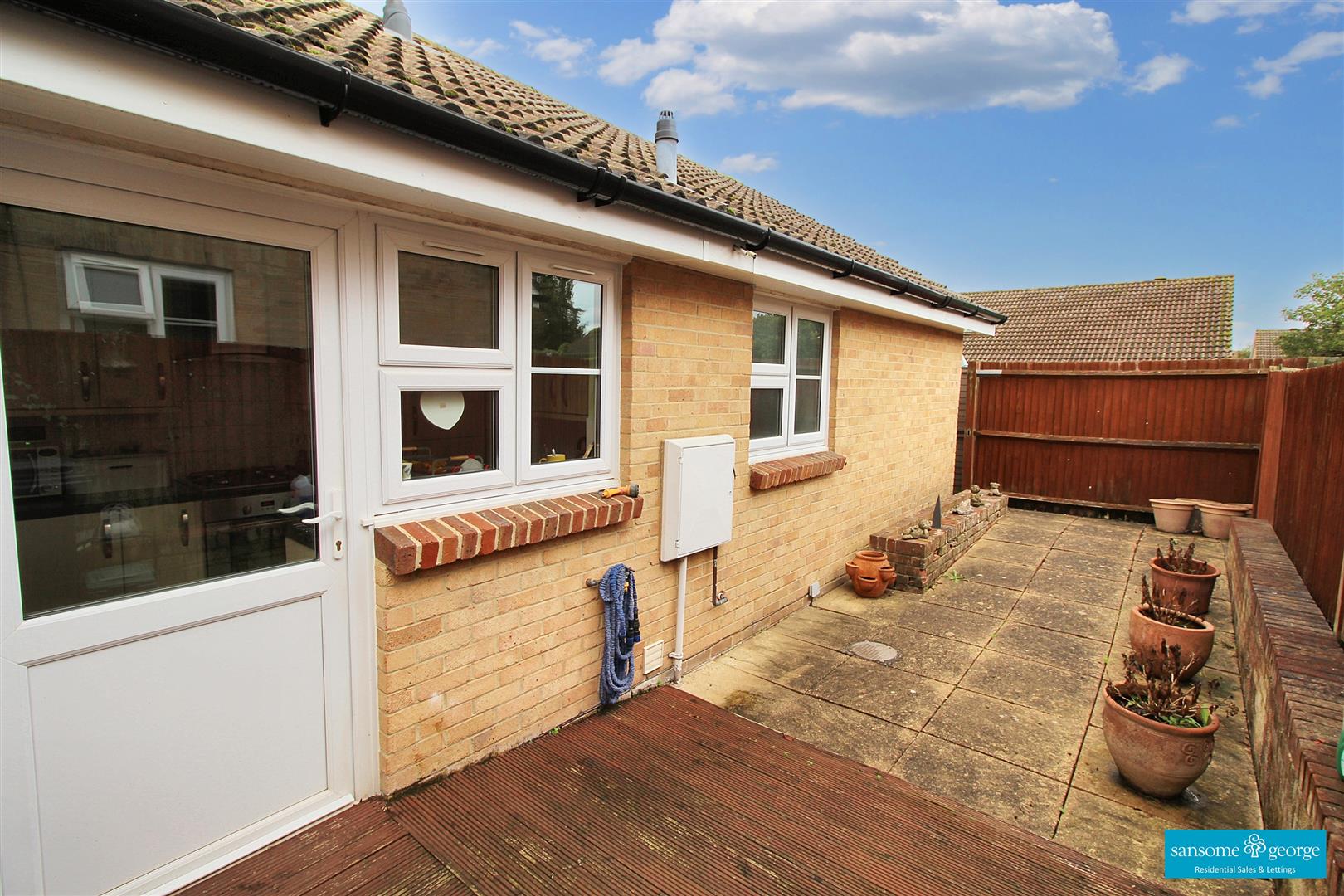 Condor Close, Tilehurst, Reading